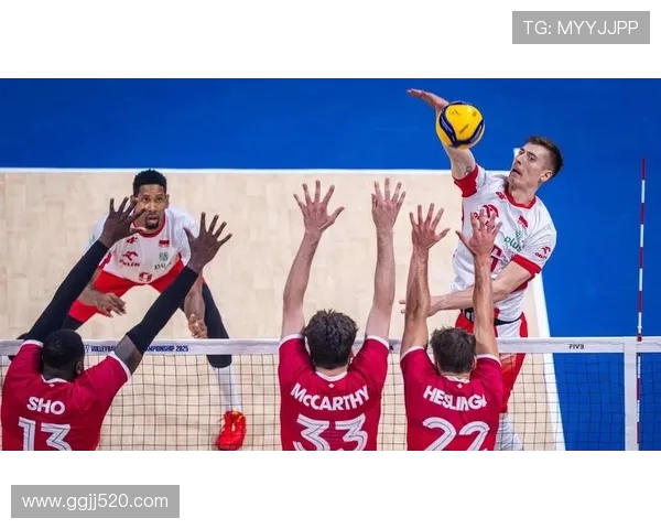 西安曲江竞技中心 1500 上演巅峰对决！中国男排鏖战土耳其男排(1)